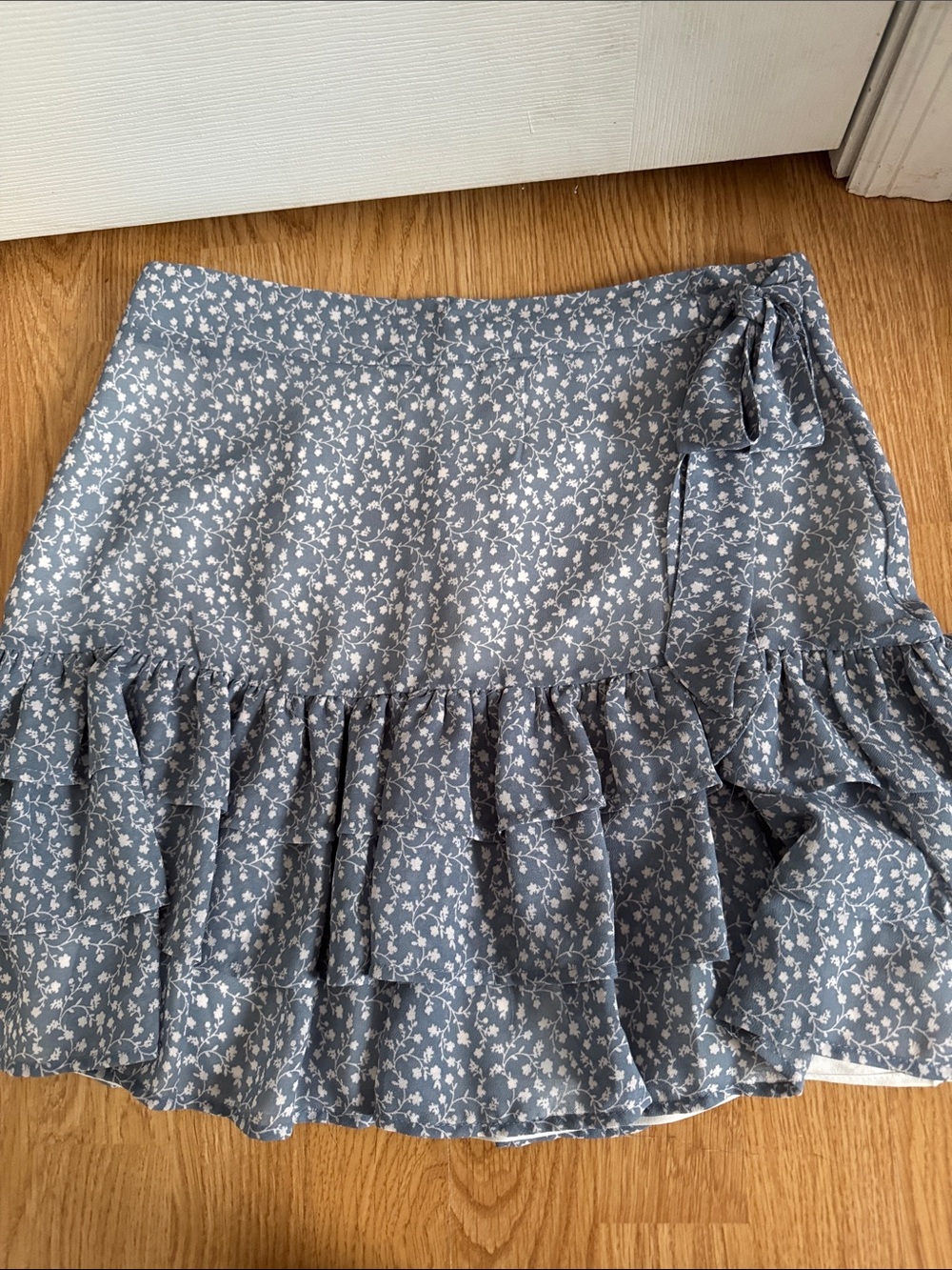Forever 21 Blue Floral Ruffle Hem Mini Skirt